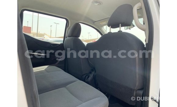Ra Imported Nissan Navara funfun Ọkọ̀ in Import - Dubai ni Ashanti Ra Imported Nissan Navara funfun Ọkọ̀ in Import - Dubai ni Ashanti