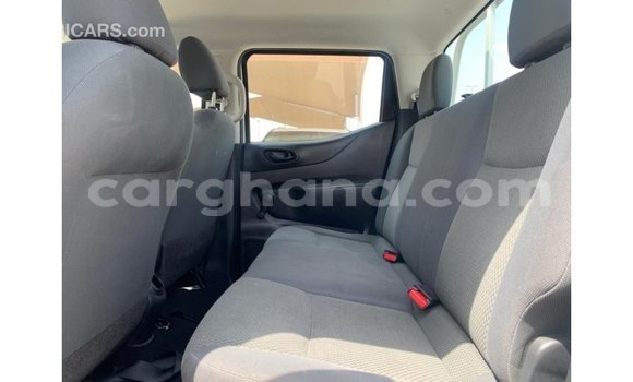 Ra Imported Nissan Navara funfun Ọkọ̀ in Import - Dubai ni Ashanti Ra Imported Nissan Navara funfun Ọkọ̀ in Import - Dubai ni Ashanti