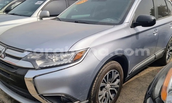 Ra Àlòkù Mitsubishi Outlander Miiran Ọkọ̀ in Accra ni Greater Accra Ra Àlòkù Mitsubishi Outlander Miiran Ọkọ̀ in Accra ni Greater Accra