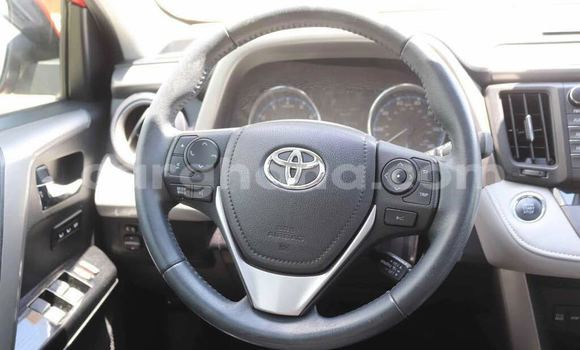Sayi Na hannu Toyota RAV4 Red Mota in Accra a Greater Accra Sayi Na hannu Toyota RAV4 Red Mota in Accra a Greater Accra