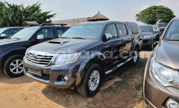 Sayi Na hannu Toyota Hilux Sauran Mota in Accra a Greater Accra