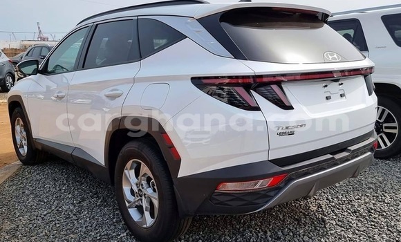 Buy Used Hyundai Tucson White Car in Accra in Greater Accra