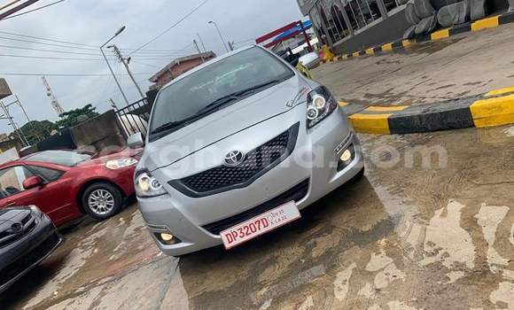 Ra Àlòkù Toyota Yaris Silver Ọkọ̀ in Sekondi–Takoradi Metropolitan ni Oorun Ra Àlòkù Toyota Yaris Silver Ọkọ̀ in Sekondi–Takoradi Metropolitan ni Oorun