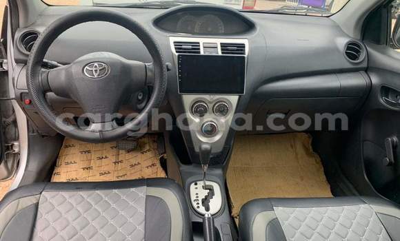 Ra Àlòkù Toyota Yaris Silver Ọkọ̀ in Sekondi–Takoradi Metropolitan ni Oorun Ra Àlòkù Toyota Yaris Silver Ọkọ̀ in Sekondi–Takoradi Metropolitan ni Oorun