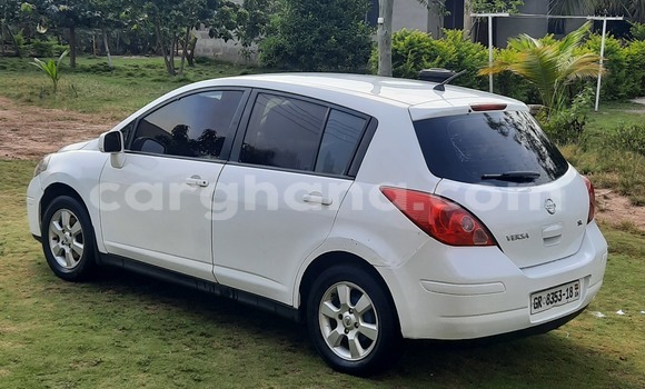 Buy Used Nissan Versa White Car in Dodowa in Greater Accra