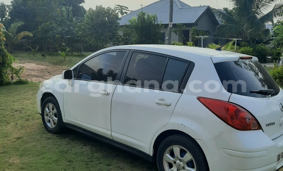Buy Used Nissan Versa White Car in Dodowa in Greater Accra Buy Used Nissan Versa White Car in Dodowa in Greater Accra