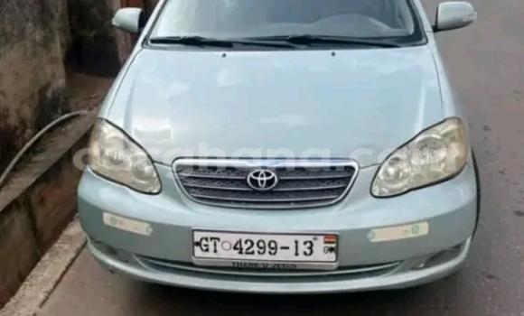 Sayi Na hannu Toyota Corolla Azurfa Mota in Accra a Greater Accra