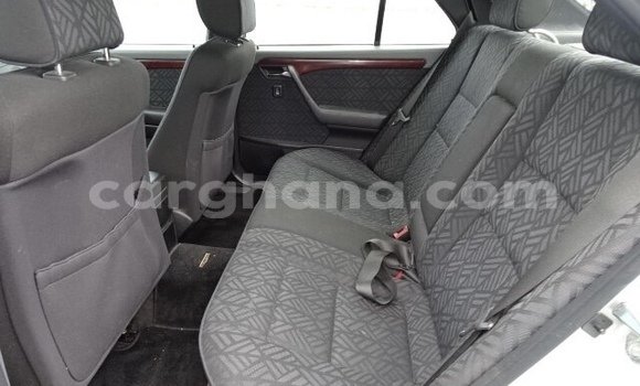 Buy Used Mercedes‒Benz 200 Silver Car in Accra in Greater Accra Buy Used Mercedes‒Benz 200 Silver Car in Accra in Greater Accra