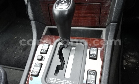 Buy Used Mercedes‒Benz 200 Silver Car in Accra in Greater Accra Buy Used Mercedes‒Benz 200 Silver Car in Accra in Greater Accra