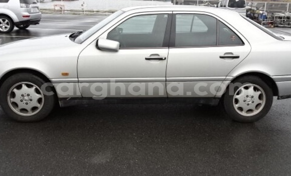 Buy Used Mercedes‒Benz 200 Silver Car in Accra in Greater Accra Buy Used Mercedes‒Benz 200 Silver Car in Accra in Greater Accra