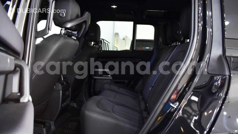 Big with watermark land rover defender ashanti import dubai 47470