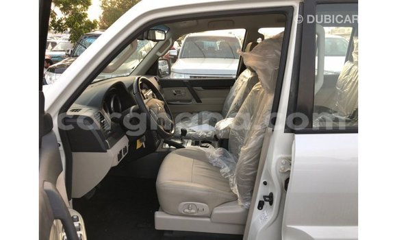 Ra Imported Mitsubishi Pajero funfun Ọkọ̀ in Import - Dubai ni Ashanti Ra Imported Mitsubishi Pajero funfun Ọkọ̀ in Import - Dubai ni Ashanti