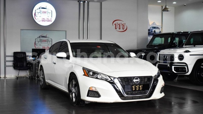 Big with watermark nissan altima ashanti import dubai 47472