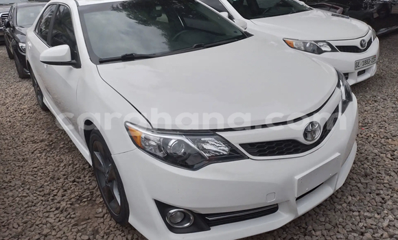 Buy Used Toyota Camry White Car in Accra in Greater Accra Buy Used Toyota Camry White Car in Accra in Greater Accra