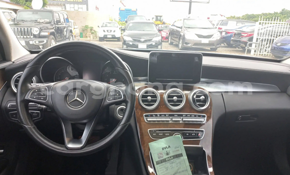 Buy Used Mercedes‒Benz C–Class White Car in Accra in Greater Accra Buy Used Mercedes‒Benz C–Class White Car in Accra in Greater Accra
