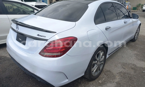 Buy Used Mercedes‒Benz C–Class White Car in Accra in Greater Accra Buy Used Mercedes‒Benz C–Class White Car in Accra in Greater Accra