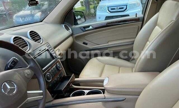 Sayi Na hannu Mercedes‒Benz M–Class Black Mota in Accra a Greater Accra Sayi Na hannu Mercedes‒Benz M–Class Black Mota in Accra a Greater Accra