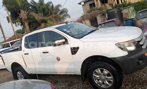 Sayi Na hannu Ford Ranger White Mota in Accra a Greater Accra Sayi Na hannu Ford Ranger White Mota in Accra a Greater Accra
