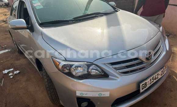 Sayi Na hannu Toyota Corolla Azurfa Mota in Accra a Greater Accra