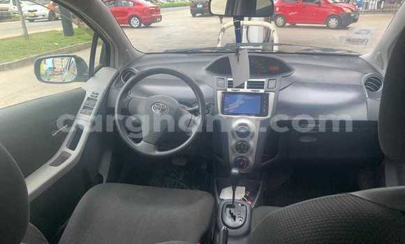 Sayi Na hannu Toyota Vitz Azurfa Mota in Accra a Greater Accra Sayi Na hannu Toyota Vitz Azurfa Mota in Accra a Greater Accra