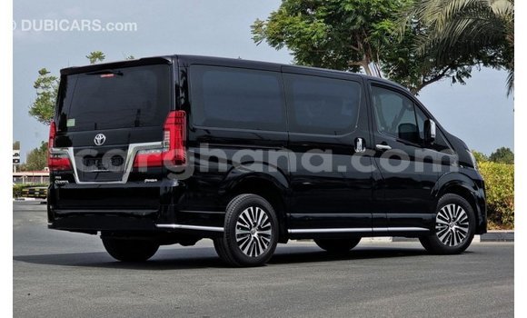 Ra Imported Toyota Granvia Black Ọkọ̀ in Import - Dubai ni Ashanti Ra Imported Toyota Granvia Black Ọkọ̀ in Import - Dubai ni Ashanti
