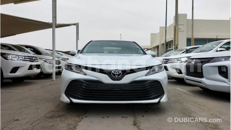 Big with watermark toyota camry ashanti import dubai 47538