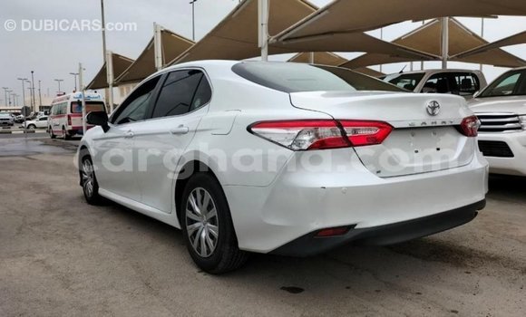 Buy Import Toyota Camry White Car in Import - Dubai in Ashanti Buy Import Toyota Camry White Car in Import - Dubai in Ashanti