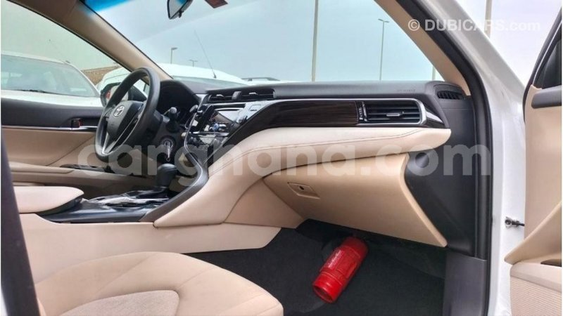 Big with watermark toyota camry ashanti import dubai 47538