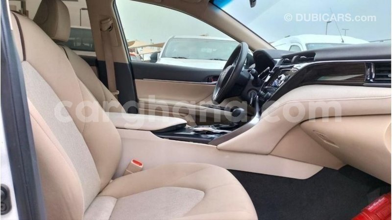 Big with watermark toyota camry ashanti import dubai 47538