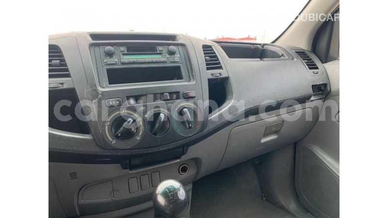 Big with watermark toyota hilux ashanti import dubai 47542