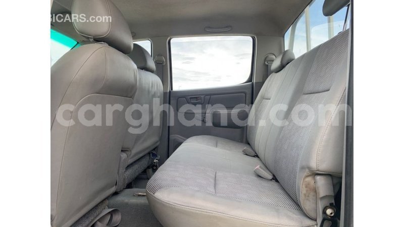 Big with watermark toyota hilux ashanti import dubai 47542