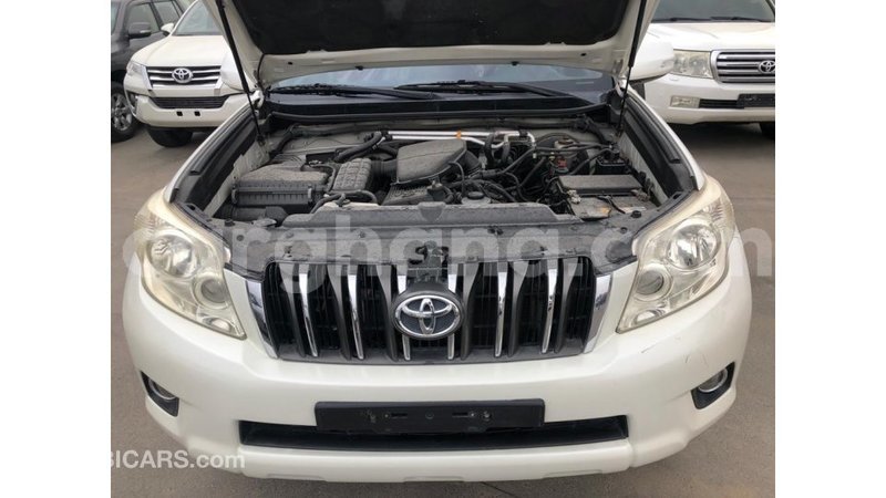 Big with watermark toyota prado ashanti import dubai 47543