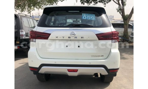 Sayi Imported Nissan Xterra White Mota in Import - Dubai a Ashanti Sayi Imported Nissan Xterra White Mota in Import - Dubai a Ashanti