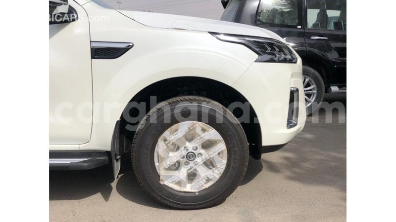 Big with watermark nissan xterra ashanti import dubai 47545