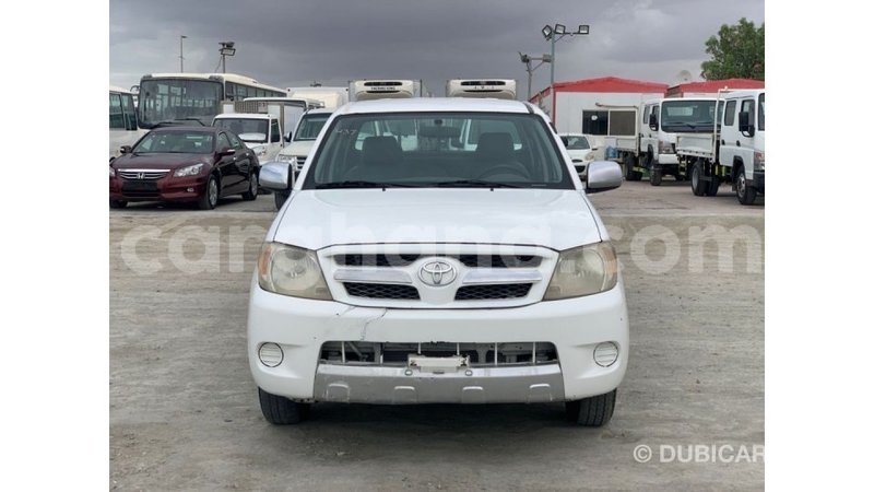 Big with watermark toyota hilux ashanti import dubai 47547