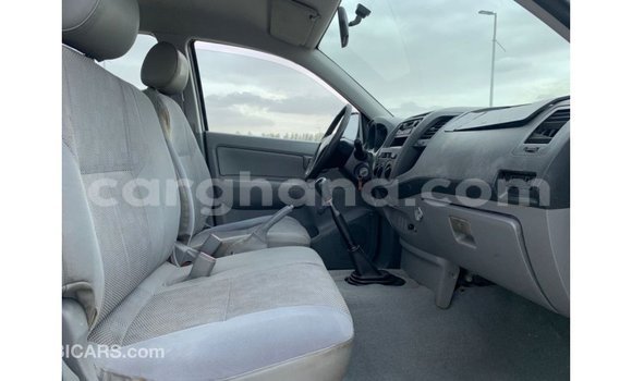 Ra Imported Toyota Hilux funfun Ọkọ̀ in Import - Dubai ni Ashanti Ra Imported Toyota Hilux funfun Ọkọ̀ in Import - Dubai ni Ashanti