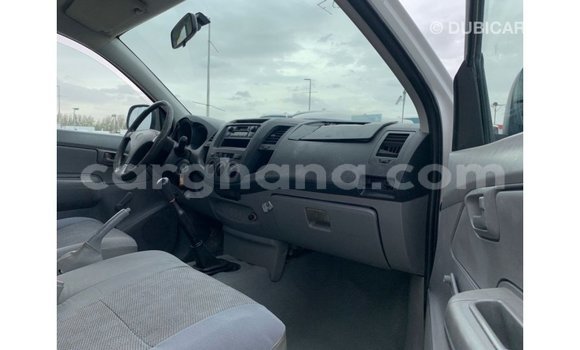 Ra Imported Toyota Hilux funfun Ọkọ̀ in Import - Dubai ni Ashanti Ra Imported Toyota Hilux funfun Ọkọ̀ in Import - Dubai ni Ashanti