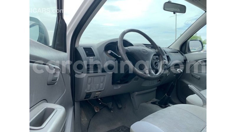 Big with watermark toyota hilux ashanti import dubai 47547