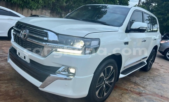 Buy Used Toyota Land Cruiser White Car in Accra in Greater Accra Buy Used Toyota Land Cruiser White Car in Accra in Greater Accra