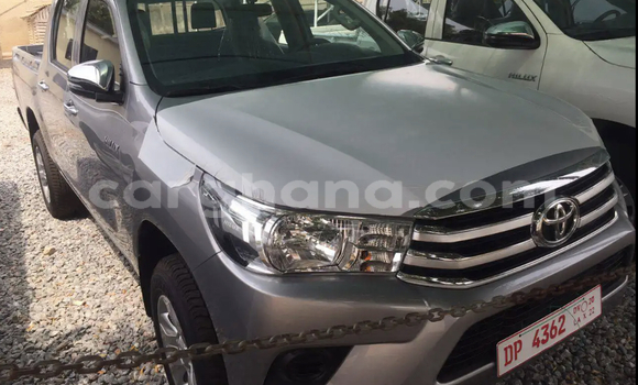 Buy Used Toyota Hilux Silver Car in Accra in Greater Accra Buy Used Toyota Hilux Silver Car in Accra in Greater Accra