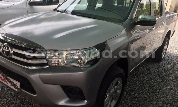 Buy Used Toyota Hilux Silver Car in Accra in Greater Accra Buy Used Toyota Hilux Silver Car in Accra in Greater Accra