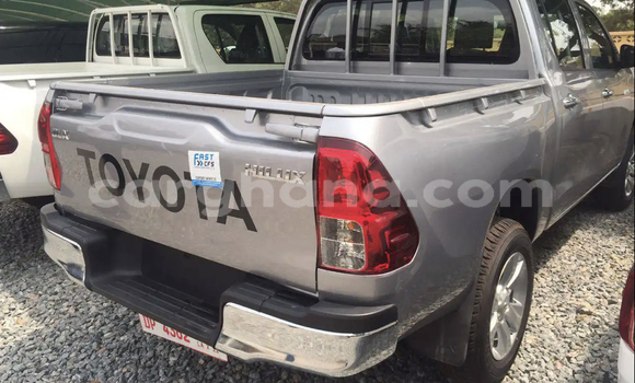 Buy Used Toyota Hilux Silver Car in Accra in Greater Accra Buy Used Toyota Hilux Silver Car in Accra in Greater Accra