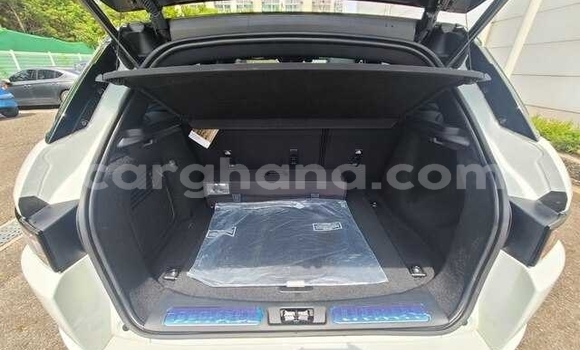 Buy Used Land Rover Range Rover Evoque White Car in Accra in Greater Accra Buy Used Land Rover Range Rover Evoque White Car in Accra in Greater Accra