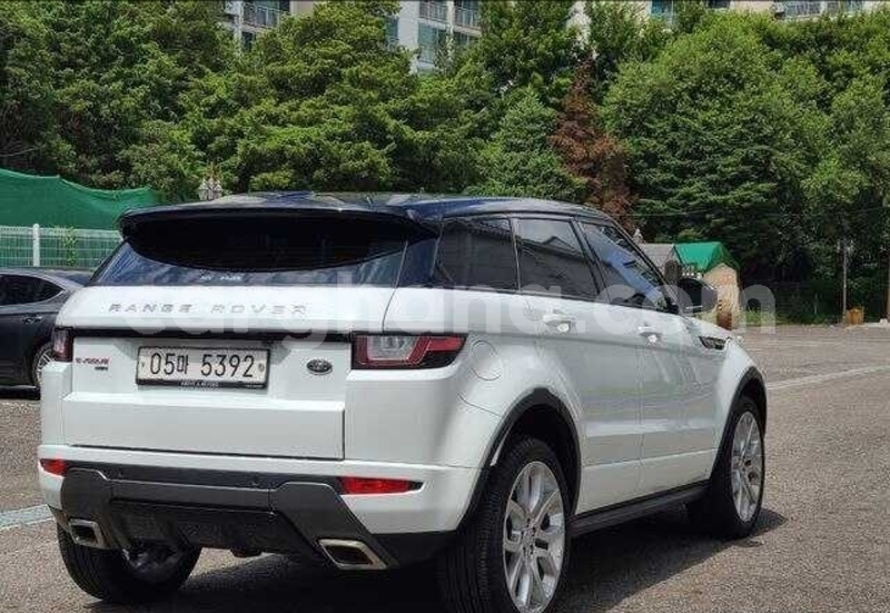 Big with watermark land rover range rover evoque greater accra accra 47574