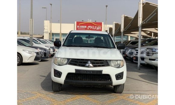 Buy Import Mitsubishi L200 White Car in Import - Dubai in Ashanti Buy Import Mitsubishi L200 White Car in Import - Dubai in Ashanti