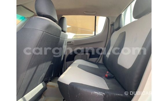 Buy Import Mitsubishi L200 White Car in Import - Dubai in Ashanti Buy Import Mitsubishi L200 White Car in Import - Dubai in Ashanti