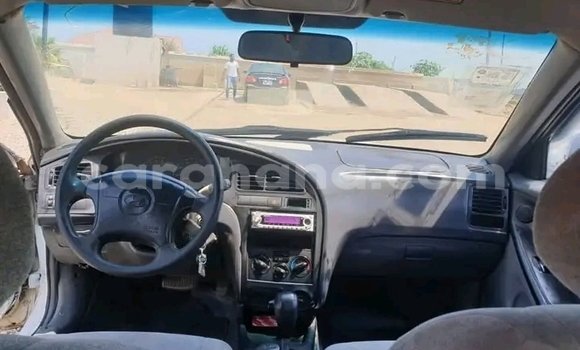 Buy Used Hyundai Elantra White Car in Accra in Greater Accra Buy Used Hyundai Elantra White Car in Accra in Greater Accra