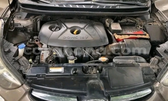 Buy Used Hyundai Elantra Silver Car in Accra in Greater Accra Buy Used Hyundai Elantra Silver Car in Accra in Greater Accra