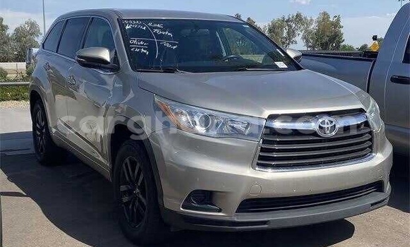 Buy Used Toyota Highlander Other Car in Accra in Greater Accra Buy Used Toyota Highlander Other Car in Accra in Greater Accra