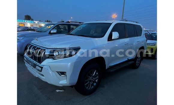 Buy Import Toyota Prado White Car in Import - Dubai in Ashanti